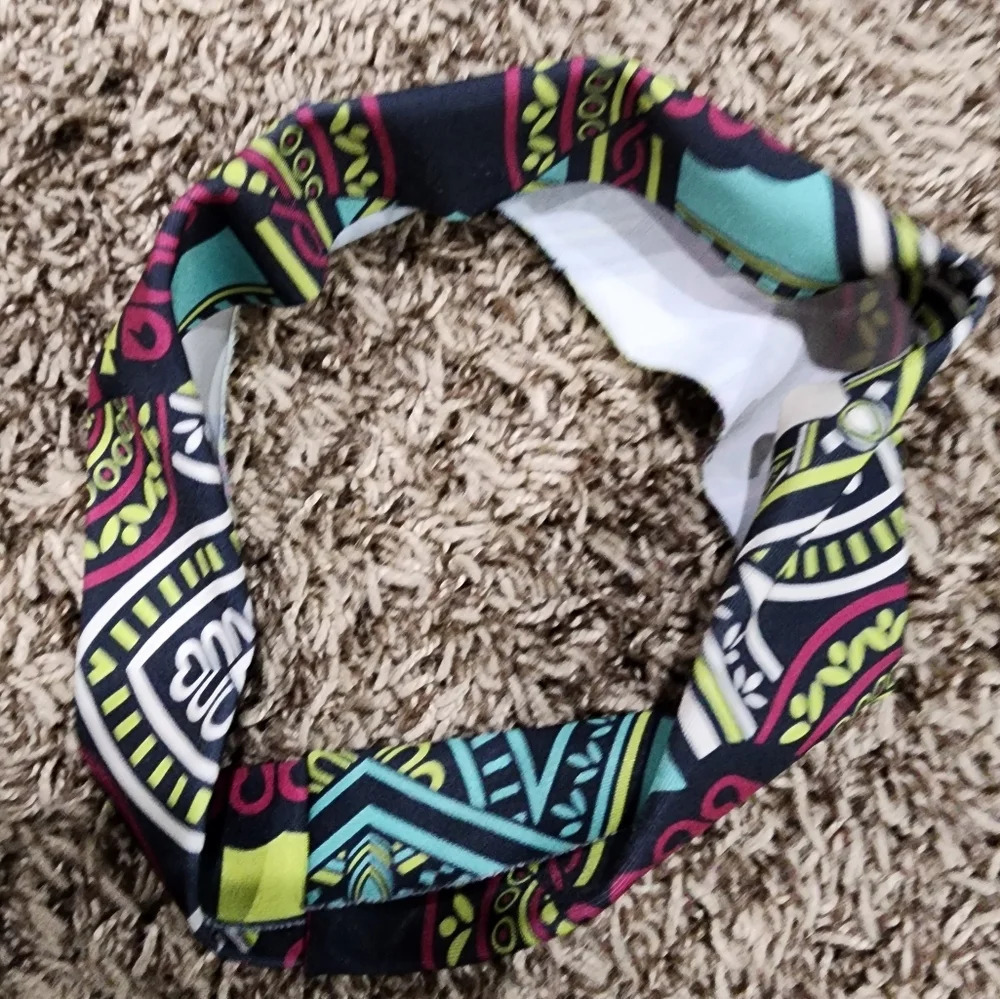 Workout/running headband - Picture 3 of 3